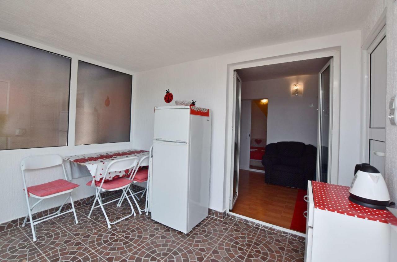 Apartments Siljak Петровац Экстерьер фото