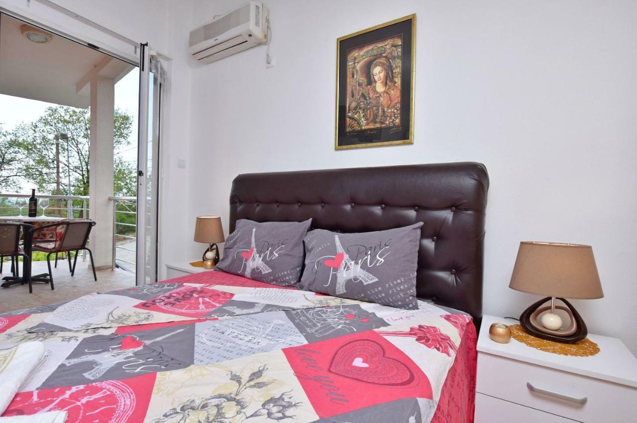 Apartments Siljak Петровац Экстерьер фото