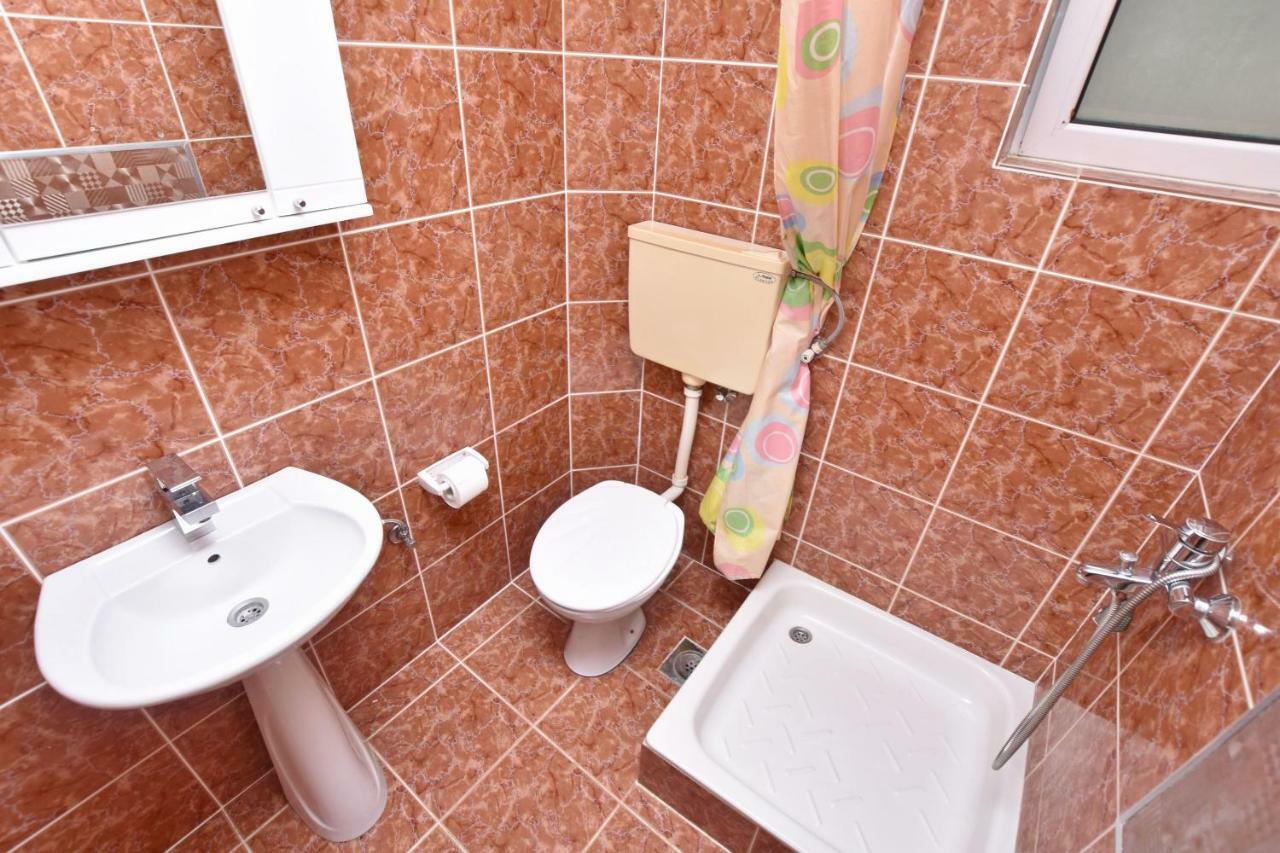 Apartments Siljak Петровац Экстерьер фото