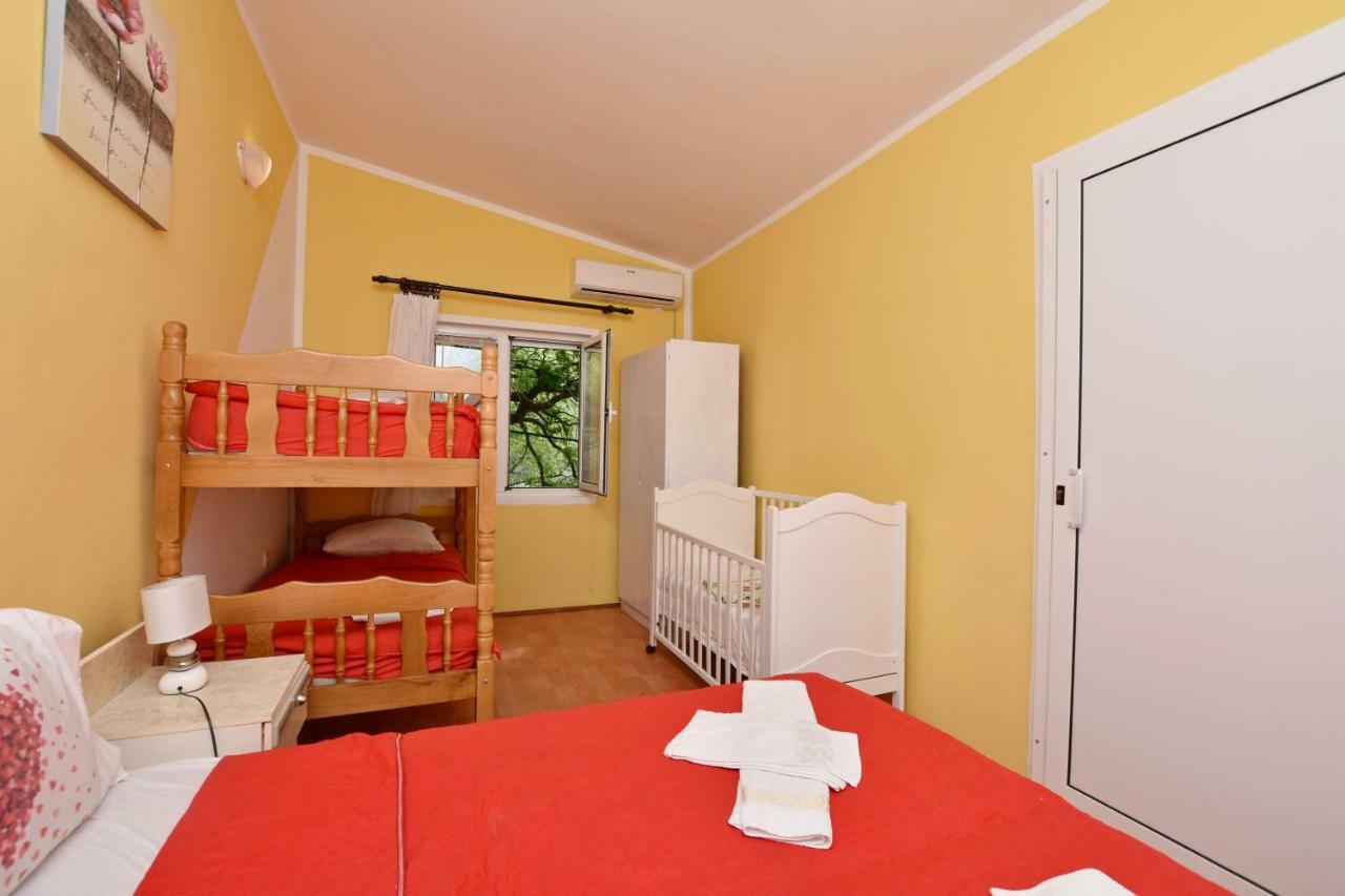 Apartments Siljak Петровац Экстерьер фото