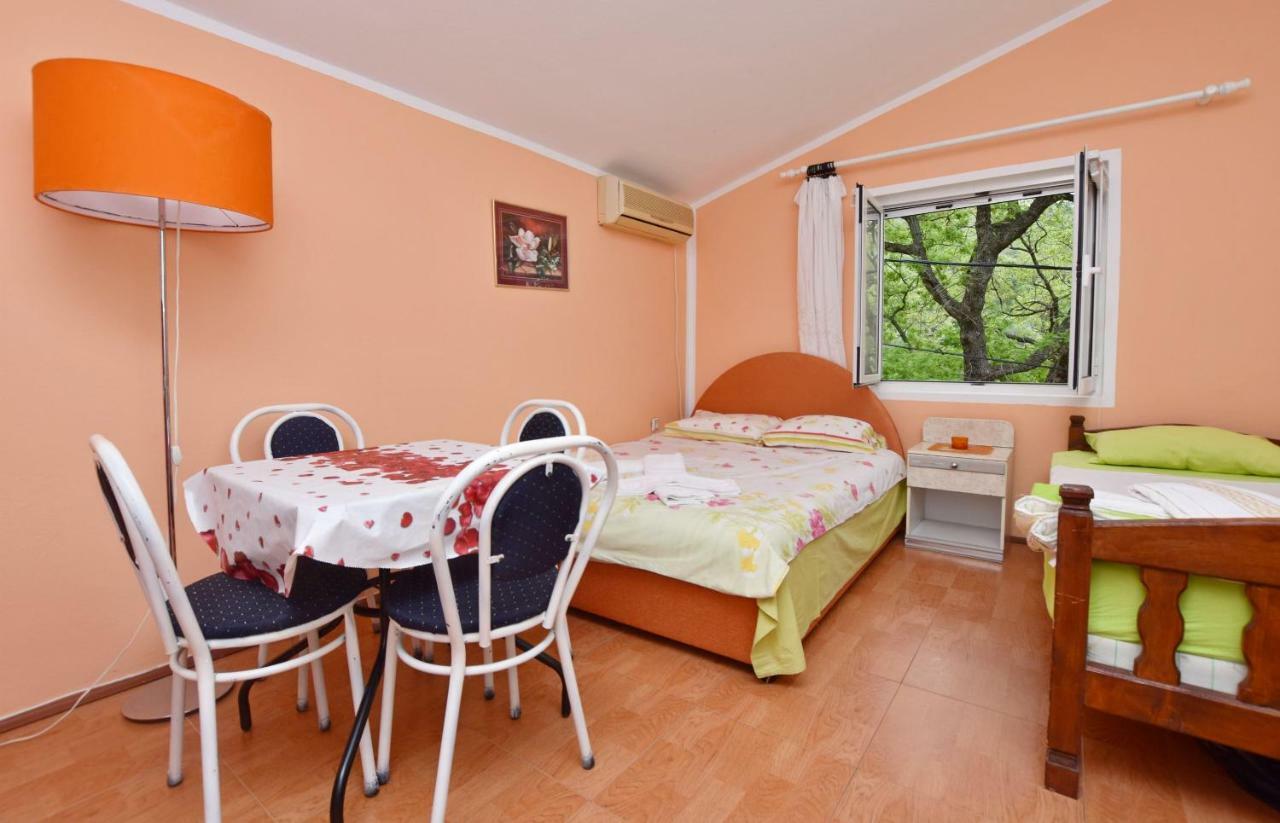 Apartments Siljak Петровац Экстерьер фото