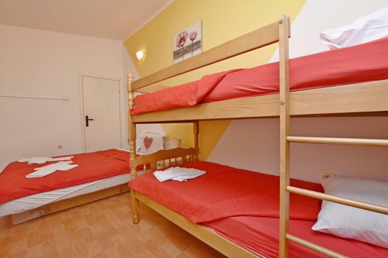 Apartments Siljak Петровац Экстерьер фото