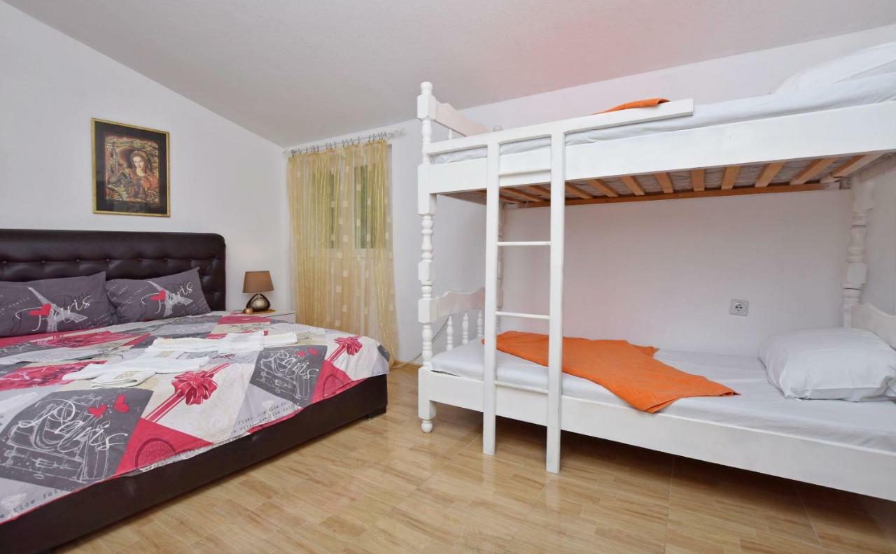 Apartments Siljak Петровац Экстерьер фото