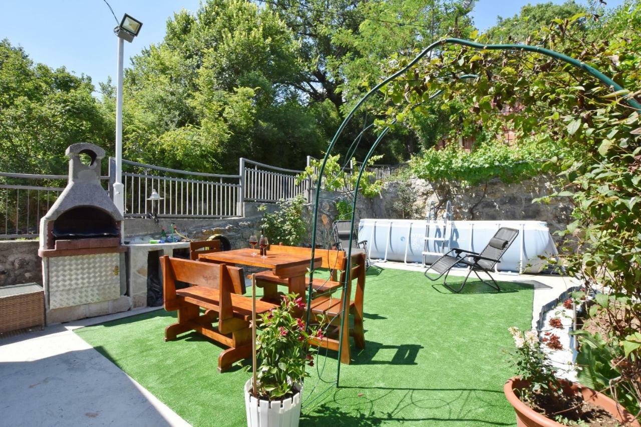 Apartments Siljak Петровац Экстерьер фото